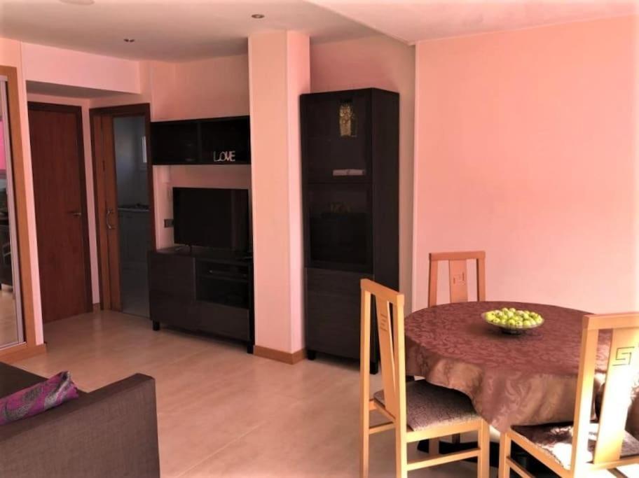 Amposta Apartment