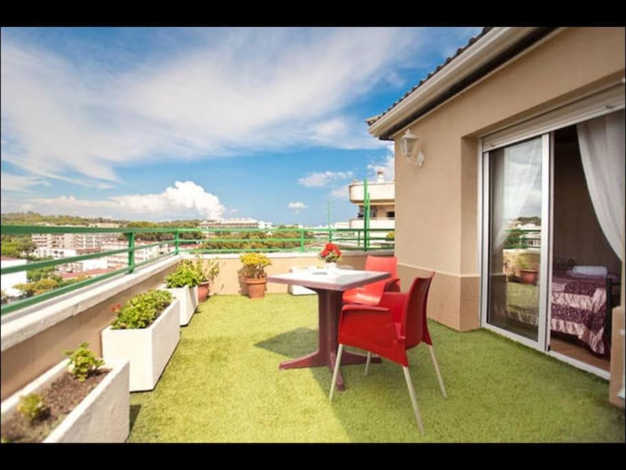 Amposta Apartment