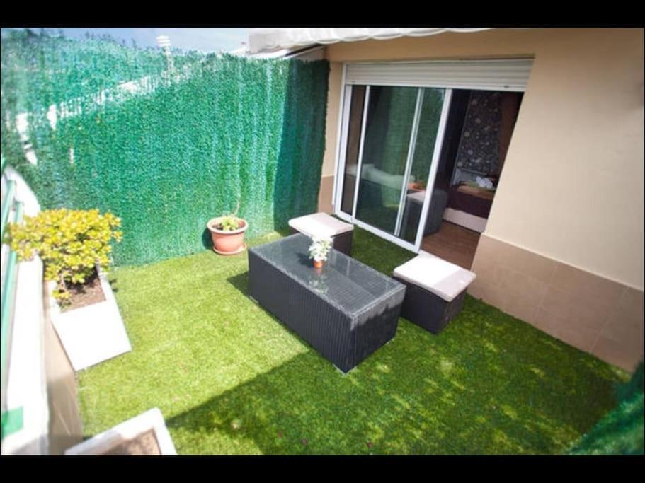 Amposta Apartment *